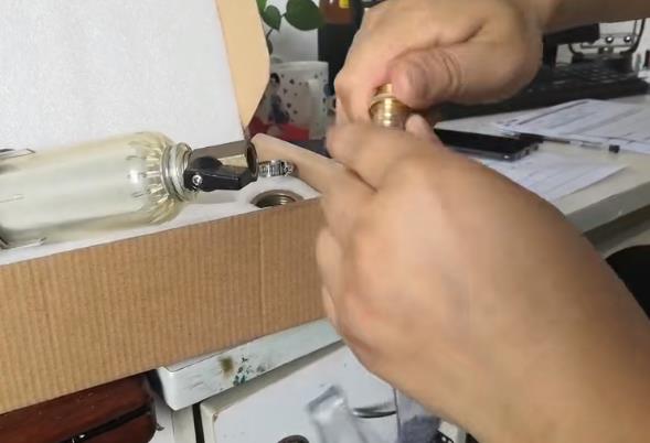 前置過濾器的排污口軟管安裝教學，很難？3張圖立馬學會！